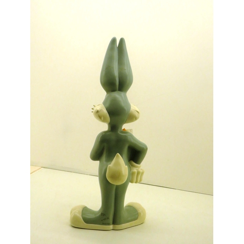 292 - RESIN WARNER BROS LOONEY TUNES LARGE BUGS BUNNY STATUE APPROXIMATEL HEIGHT 27