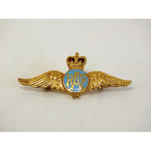 248 - WW2 ROYAL AIR FORCE PILOT WING GILT AND ENAMEL SWEETHEART BADGE - EXCELLENT CONDITION