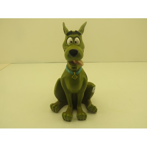 295 - HANNAH BARBARA LARGE SCOOBY DOO RESIN STATUE APPROXIMATE HEIGHT 13