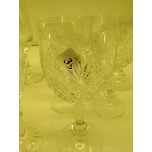 399 - CRYSTAL SELECTION WINE GLASSES, FLUTES AND OTHERS - 25 IN TOTAL