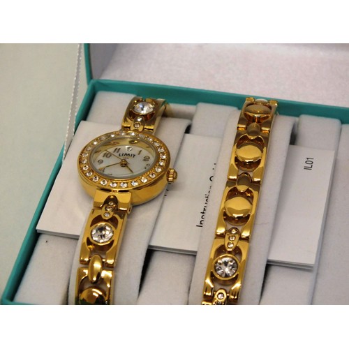 342 - LADIES WRISTWATCH - BOX SET