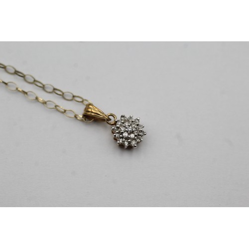 476 - 9ct gold diamond cluster pendant necklace (1.2g)