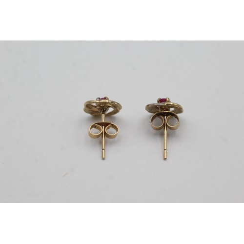 512 - 9ct gold diamond & ruby stud earrings (0.8g)