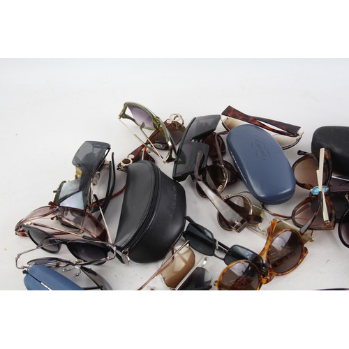 527 - 50 x Assorted SUNGLASSES inc Karen Millen, Givenchy, Tommy Hilfiger etc