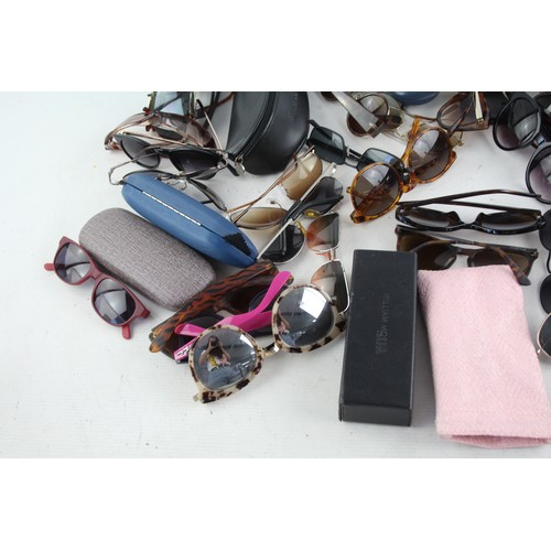 527 - 50 x Assorted SUNGLASSES inc Karen Millen, Givenchy, Tommy Hilfiger etc