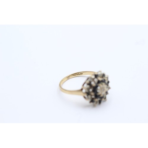 544 - 9ct gold diamond & sapphire halo ring (1.7g)- SIZE J