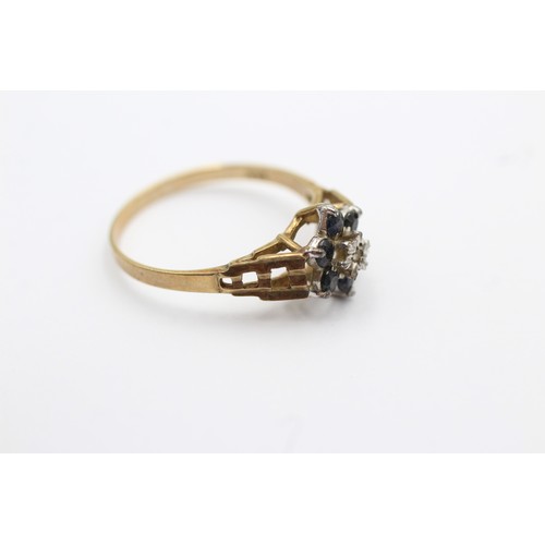 548 - 9ct gold diamond & sapphire floral cluster ring (1.7g)- SIZE Q