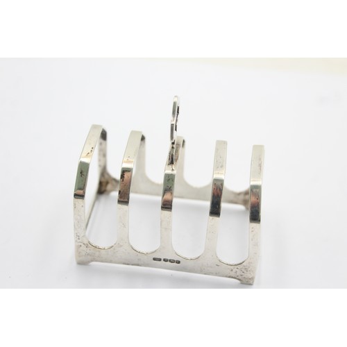 597 - Vintage Hallmarked 1932 Sheffield STERLING SILVER 5 Bar Toast Rack (54g)