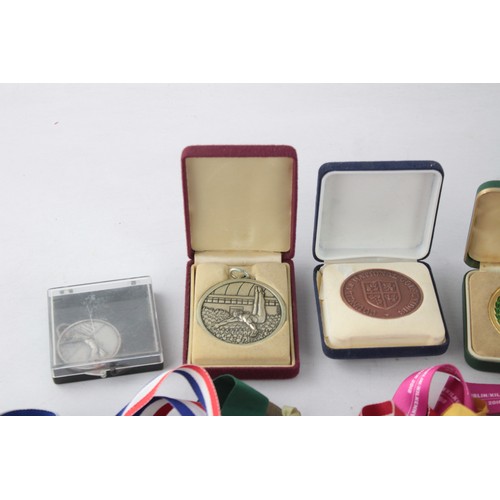 631 - 100 x Assorted Vintage Sports Medals Inc Rugby, Marathon, Plain Etc