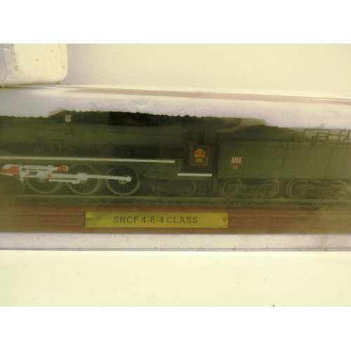 39 - SELECTION OF SEVEN BOXED TRAINS- SNCF, SNCB 12, DUTCHESS LMS, PLM MOUNTAIN CLASS, BRITANIA CLASS AND... 