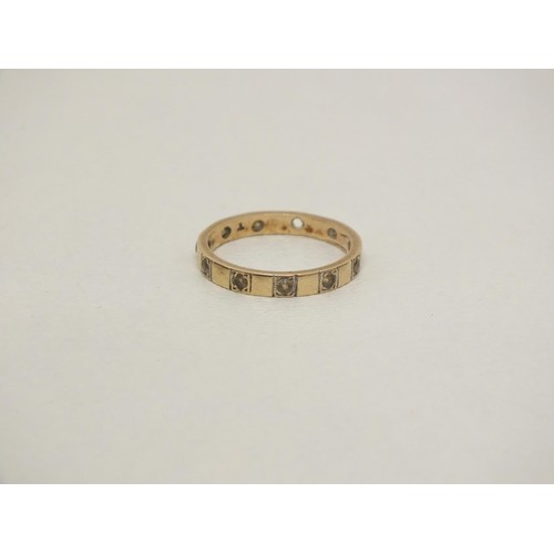 84 - 9ct GOLD RING SET WITH CZ STONES (1 STONE MISSING) SIZE M, 1.9g