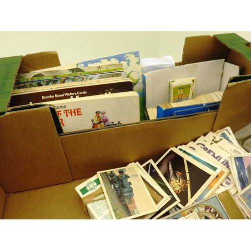 37 - 2 x SMALL BOXES OF CIGARETTE CARDS AND ALBUMS