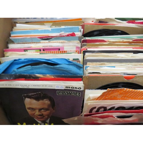 41 - 4 x BOXES LP'S AND SINGLES EASY LISTENING, JAZZ COUNTRY COMPILATIONS CLASSICAL AND MARCONI RECORD PL... 