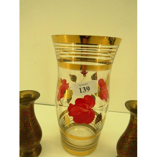 139 - VINTAGE GLASS FLORAL GOLD BAND VASE AND PAIR OF ANDTIQUE BRASS FLOWER VASES