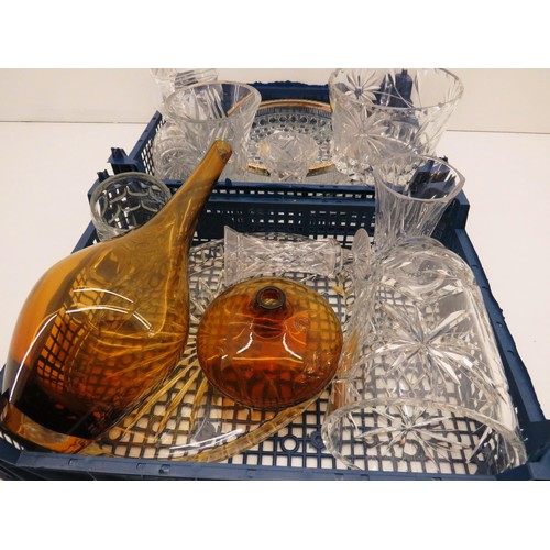 149 - TWO TRAYS OF COLLECTABLE GLASSWARE INCLUDING GENUINE LEAD CRYSTAL