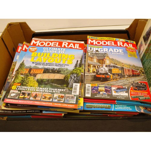 74 - BOX OF RAILWAY BOOKS AND MAGAZINES