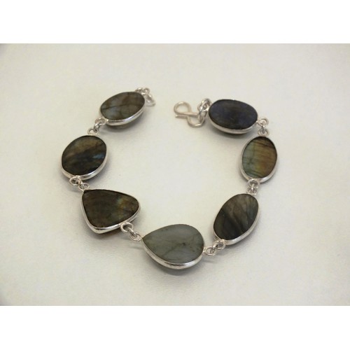 81 - 925 LABRADORITE GEMSTONE BRACELET