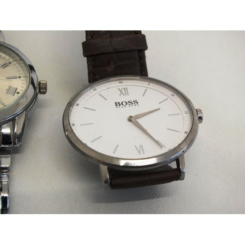 124 - THREE GENTS WATCHES INCLUDES BOSS & QUARTZ