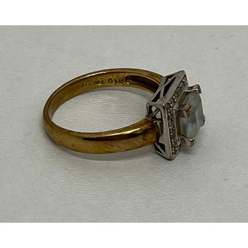 404 - 9ct white & yellow gold diamond & topaz dress ring (3.8g) - size P