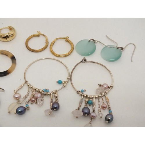 357 - SELECTION OF ASSORTED EARRINGS