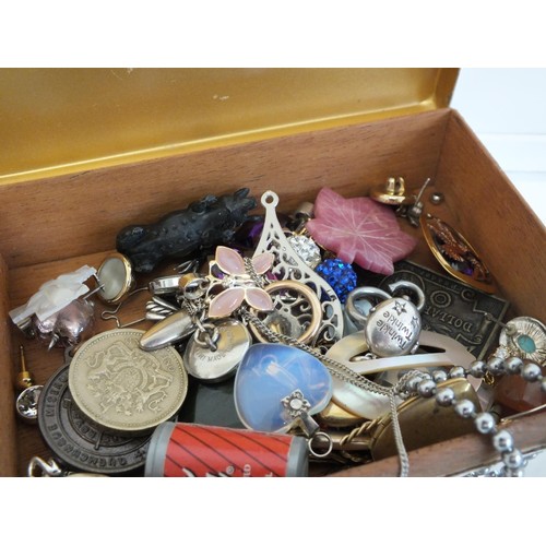 378 - SILVERPLATE BOX AND CONTENTS