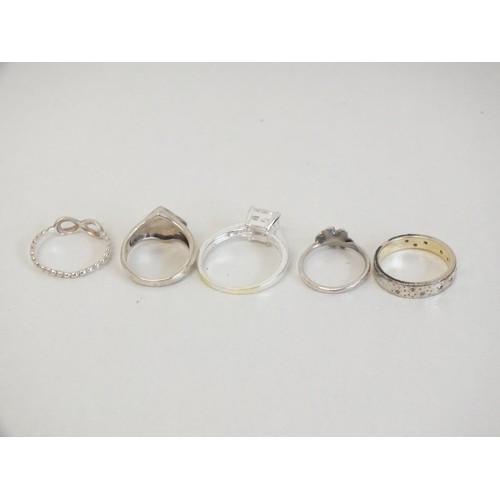 391 - 5 x SILVER RINGS