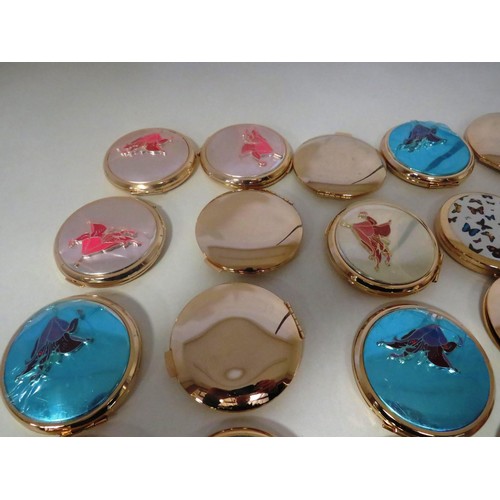 179 - 30 x ASSORTED LADIES HANDBAG MIRROR COMPACTS - NEW