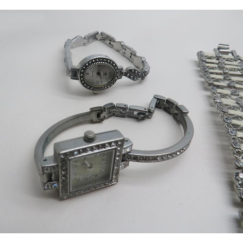 264 - 10 x LADIES QUARTZ WATCHES INCLUDING RHINESTONE, LIMIT, MOTHER OF PEARL FACE ETC