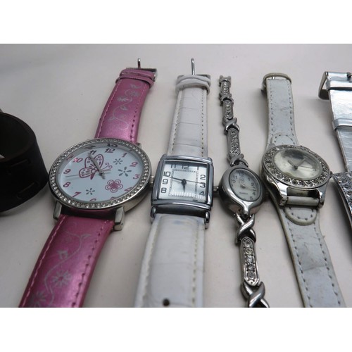 270 - 15 x LADIES QUARTZ WATCHES