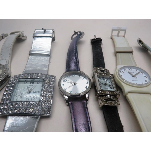 270 - 15 x LADIES QUARTZ WATCHES