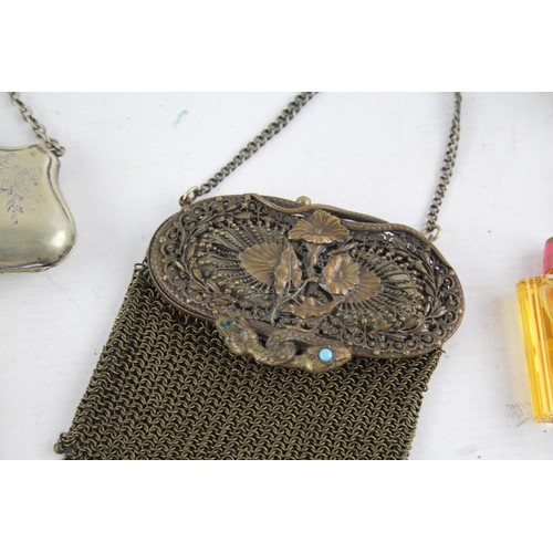 403 - Selection of Ladies Vintage Vanity items includes, purses, hairpins, mirrors etc