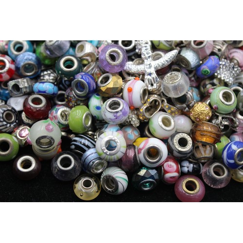 474 - 1.5kg Assorted Fashion Charms