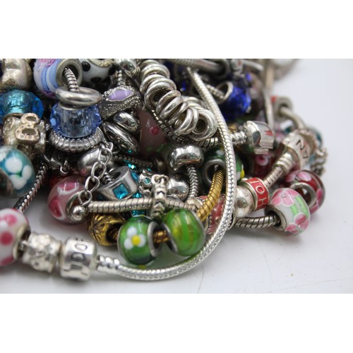 518 - 1.5kg Assorted Fashion Charm Bracelets And Charms