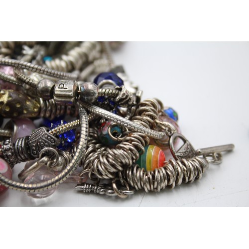 518 - 1.5kg Assorted Fashion Charm Bracelets And Charms