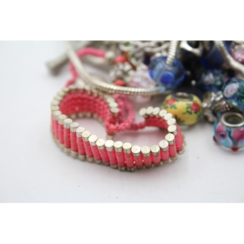 530 - 1.5kg Assorted Fashion Charm Bracelets And Charms