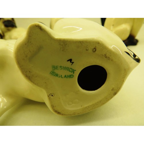 26 - SELECTION OF BESWICK CERAMICS INCLUDES SIAMESE CATS AND PEPPER POT