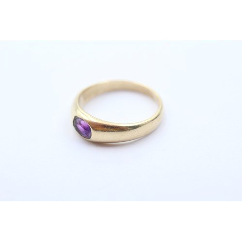 476 - 9ct gold amethyst single stone ring (2.8g) SIZE J