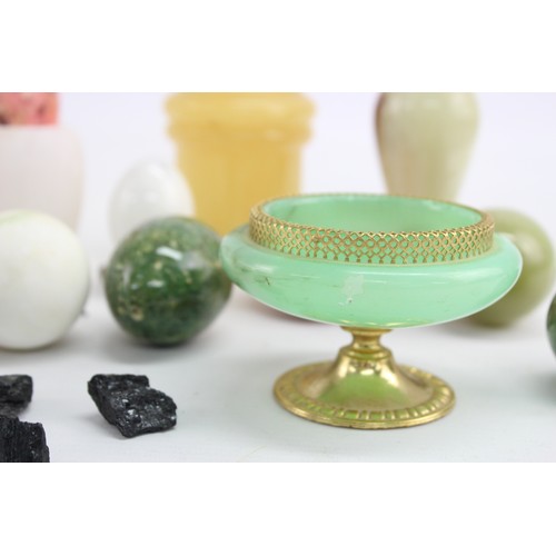 521 - 14 x Assorted Gemstone ORNAMENTS Inc Agate Vases, Gemstone Eggs Etc