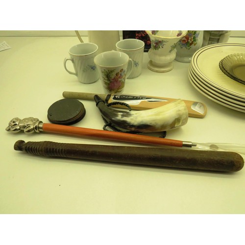 336 - BOX OF MISCELLANEOUS INCLUDES HORNCRAFT ITALIAN SHOE HORN WITH WHITE METAL TEDDY BEAR AND SPORTS BAT... 