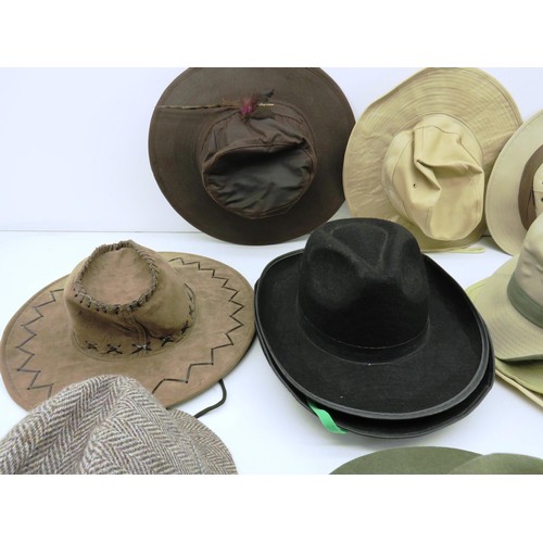 337 - JOBLOT OF ASSORTED MENS HATS INCLUDES TRILBY HATS, COWBOY HATS ETC