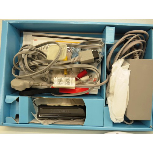 338 - NINTENDO WII BOXED WITH ALL CABLES AND CONTORLLERS