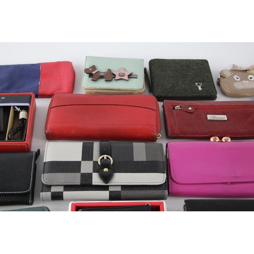 473 - 32 x Assorted PURSES / WALLETS Inc Leather, Branded Etc