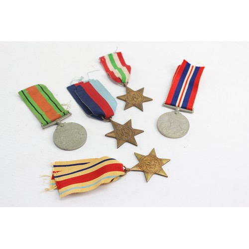 507 - 5 x WW2 Medals Inc Africa & Italy Stars