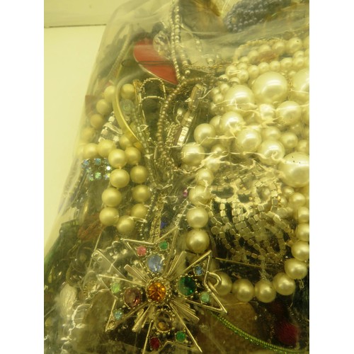 241 - 10KG BAG OF COSTUME JEWELLERY