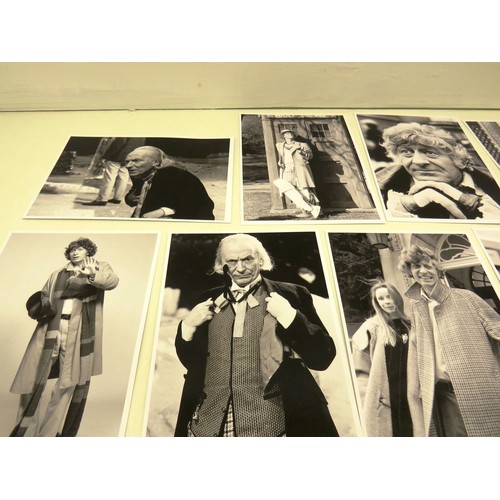 225 - COLLECTION OF DR WHO PHOTOGRAPHS- HARTNELL, TROUGHTON, BAKER - APPROXIMATELY 20