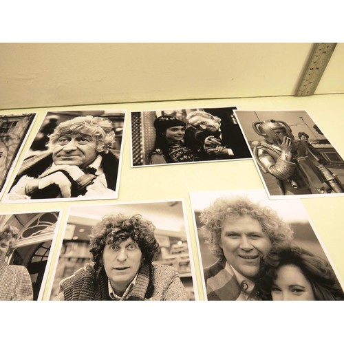 225 - COLLECTION OF DR WHO PHOTOGRAPHS- HARTNELL, TROUGHTON, BAKER - APPROXIMATELY 20