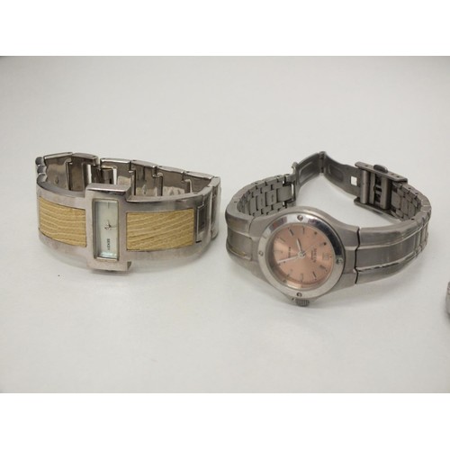 231 - SELECTION OF WATCHES INCLUDES BURBERRY, DOG, DKNY AND ROTARY