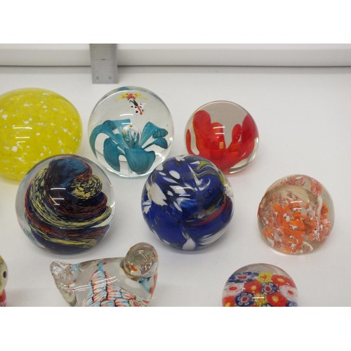 368 - ASSORTED GLASS PAPERWEIGHTS - SEVEN LARGE AND SIX SMALL ANIMAL SHAPED INCLUDES MILLEFIORI