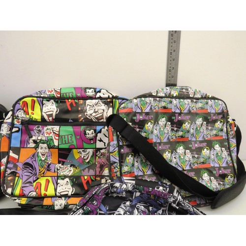 305 - 6 x SHOULDER BAGS,  BEATLES, BATMAN, JOKER, MOHAMED ALI & LIPS - ALL NEW