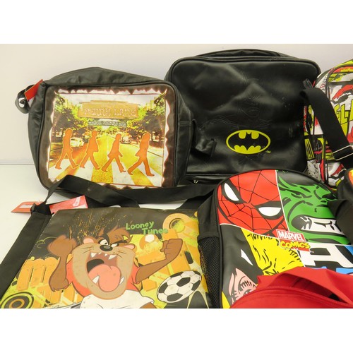 319 - SEVEN VARIOUS SHOULDER BAGS, FLASH, BATMAN, PENNY LANE, LOONEY TUNES, HULK, SPIDERMAN, MARVEL COMICS